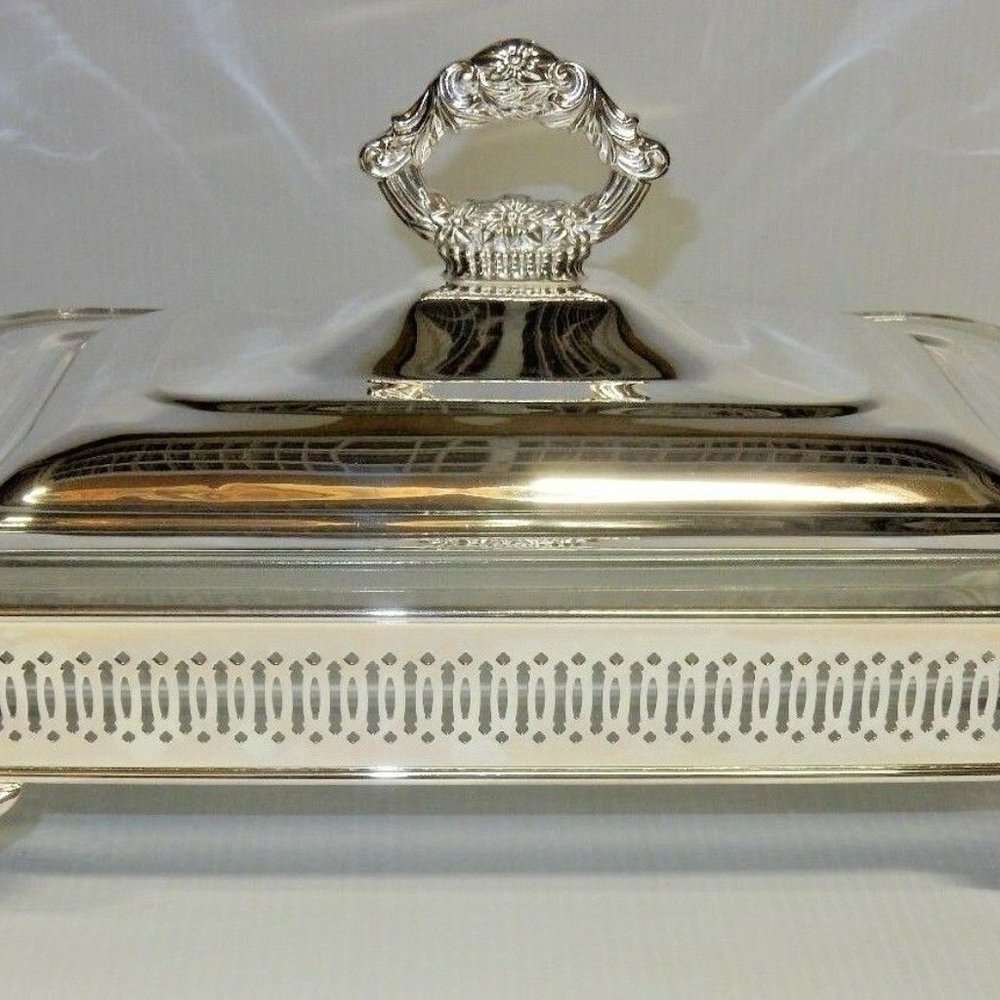 Oneida Covered Bake And Serve With Ovenware